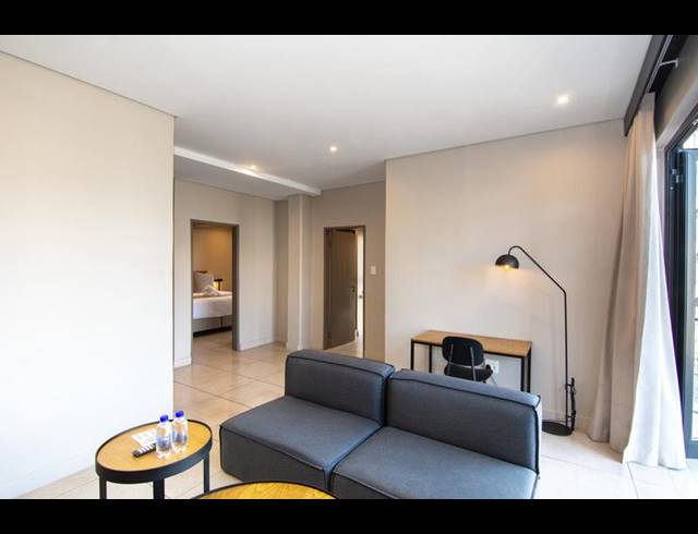 1 BEDROOM APARTMENT FOR SALE IN SANDOWN